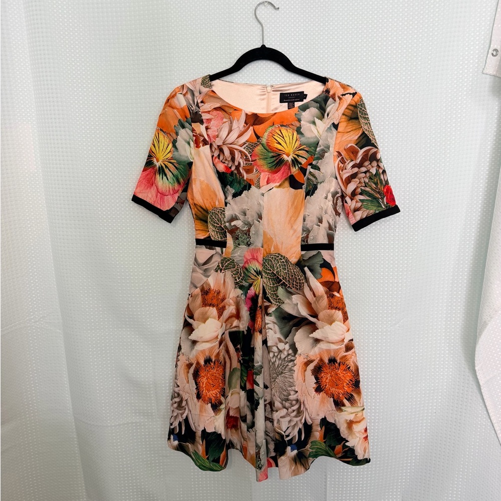Ted Baker London Floral Fit Flare Dress Black Trim Multicolor Short Sleeve | 4 - Picture 3 of 7